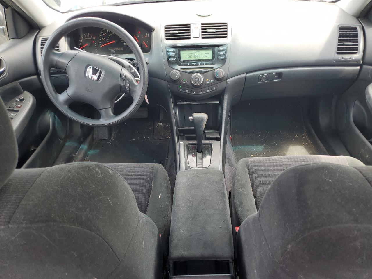 2005 Honda Accord Lx VIN: 1HGCM56415A121597 Lot: 62141295