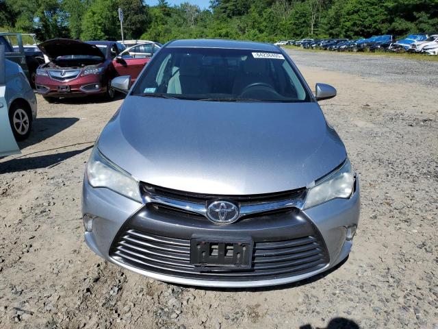  TOYOTA CAMRY 2016 Серебристый