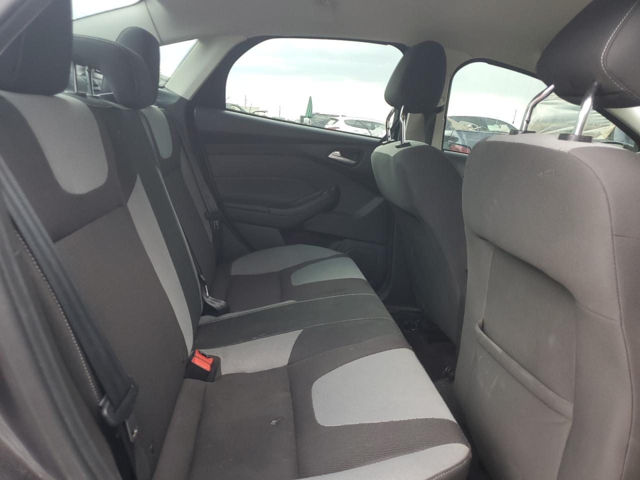 2012 Ford Focus Se VIN: 1FAHP3F21CL130404 Lot: 65388465