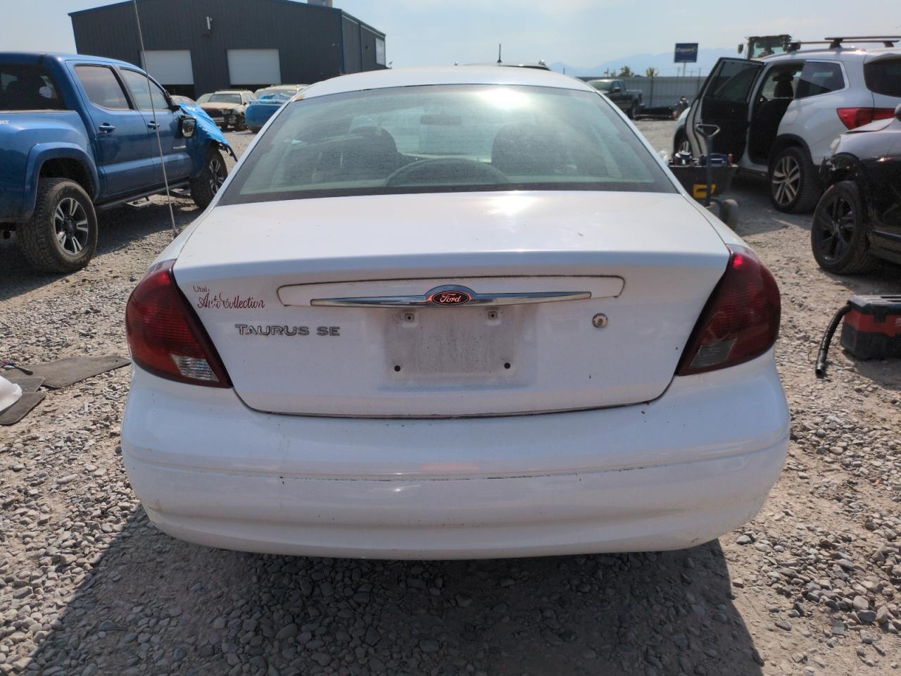 2000 Ford Taurus Se VIN: 1FAFP53U8YA106614 Lot: 65076365