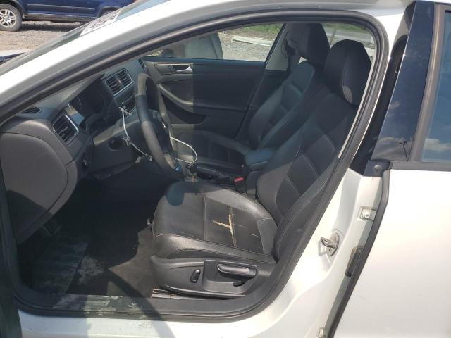  VOLKSWAGEN JETTA 2014 Белы