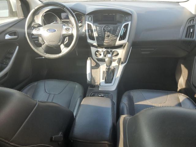  FORD FOCUS 2013 Белы