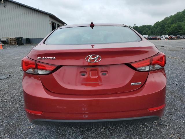  HYUNDAI ELANTRA 2015 Красный