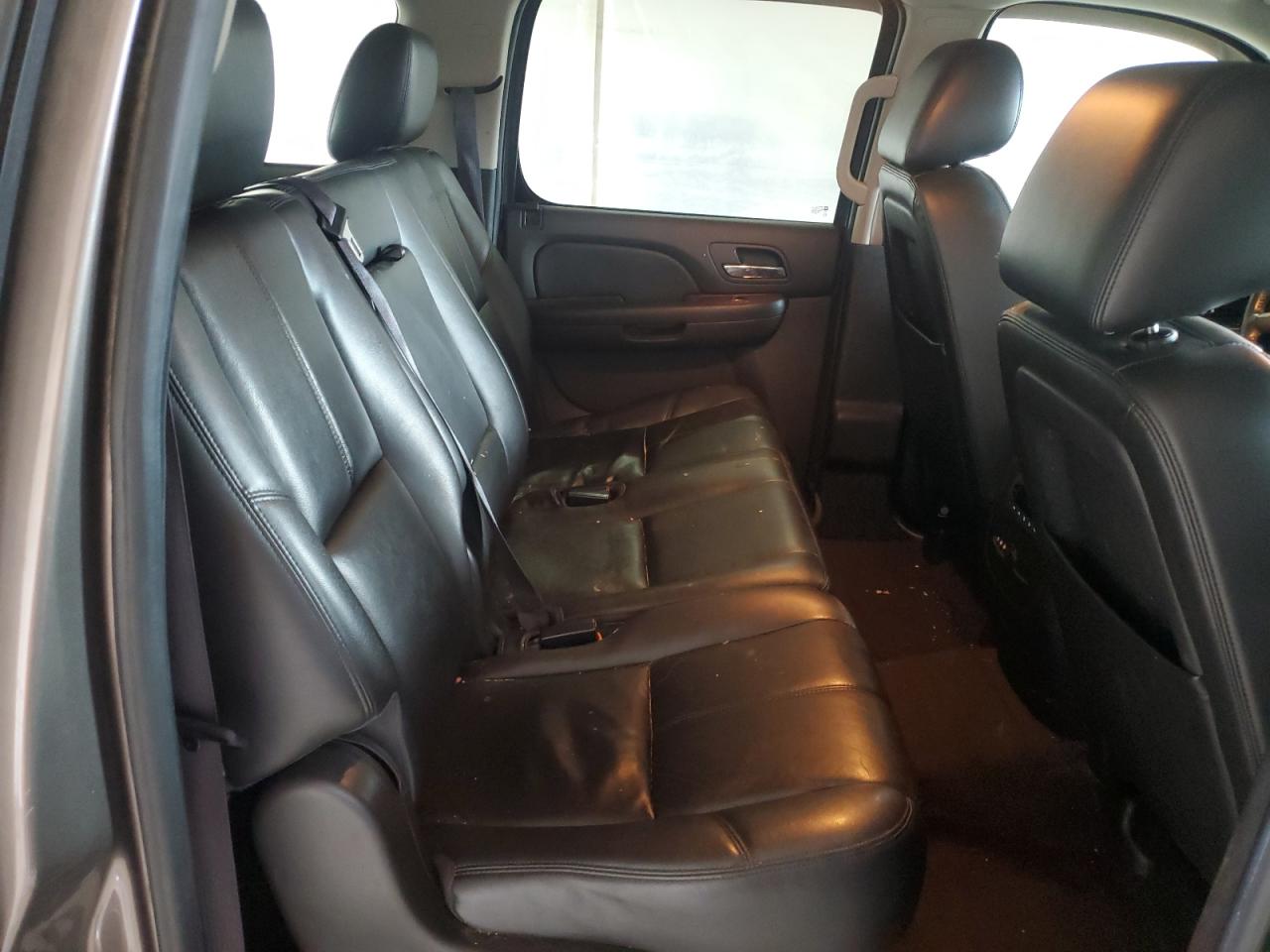 2014 Chevrolet Suburban K1500 Lt VIN: 1GNSKJE71ER201432 Lot: 65610955