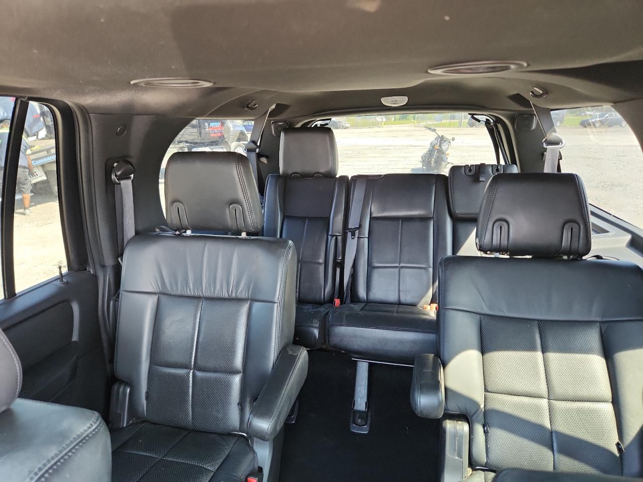 2011 Lincoln Navigator L VIN: 5LMJJ3J52BEJ09362 Lot: 63342215
