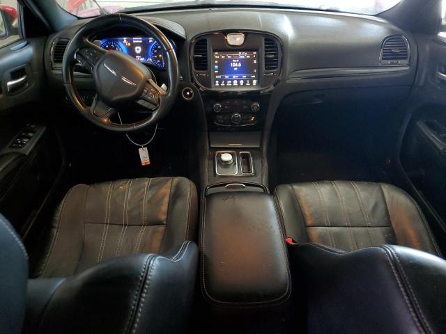  CHRYSLER 300 2015 Czerwony