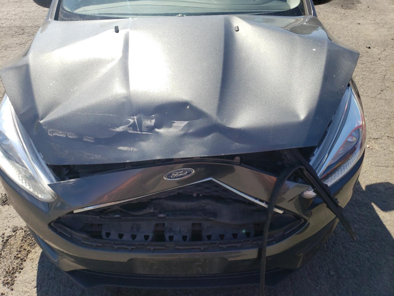 2018 Ford Focus S VIN: 1FADP3E27JL293622 Lot: 64654735