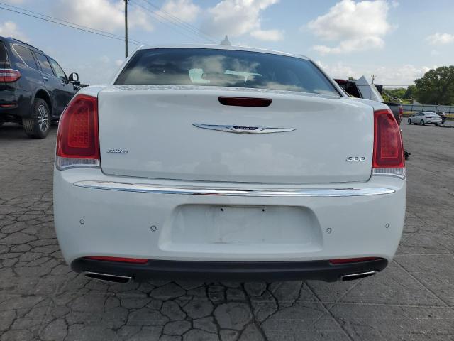  CHRYSLER 300 2019 Biały