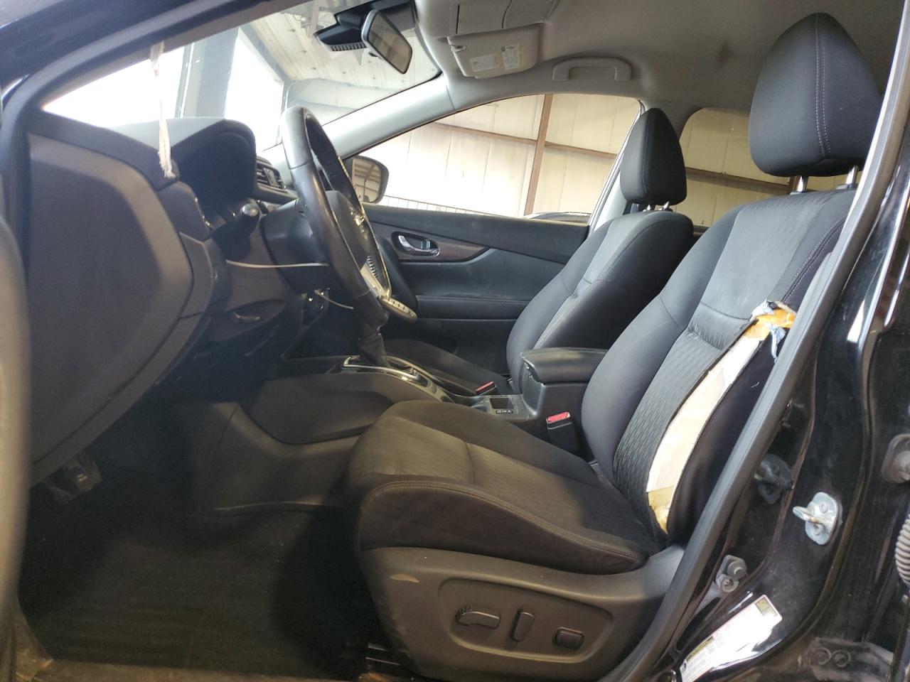 2019 Nissan Rogue S VIN: JN8AT2MV4KW370904 Lot: 64027985