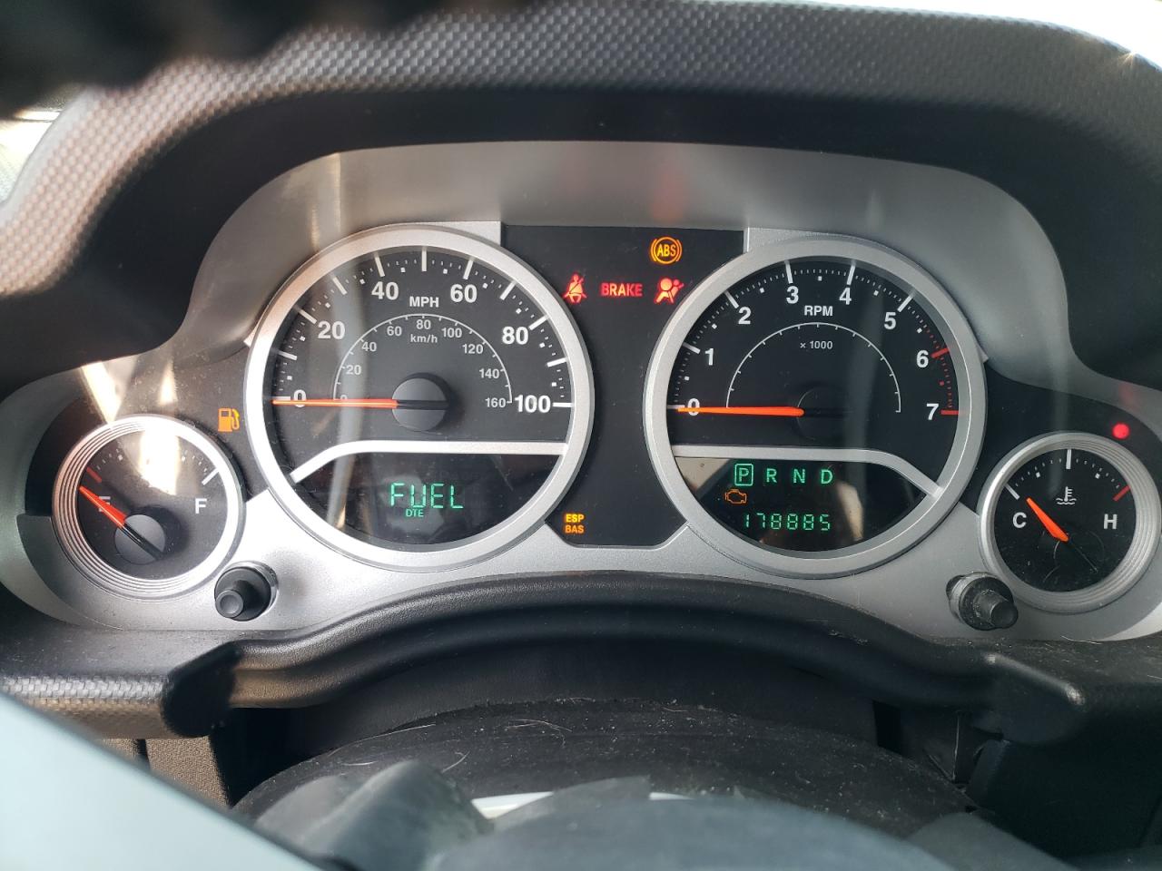 2009 Jeep Wrangler Unlimited Sahara VIN: 1J4GA59129L738831 Lot: 65683625