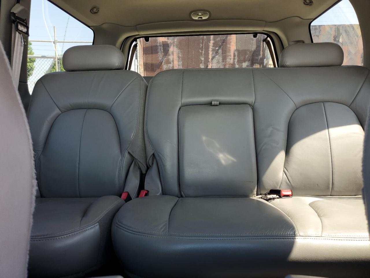 2000 Ford Expedition Xlt VIN: 1FMRU15L8YLC11862 Lot: 63528655