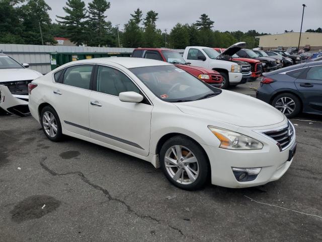 Sedans NISSAN ALTIMA 2015 Biały