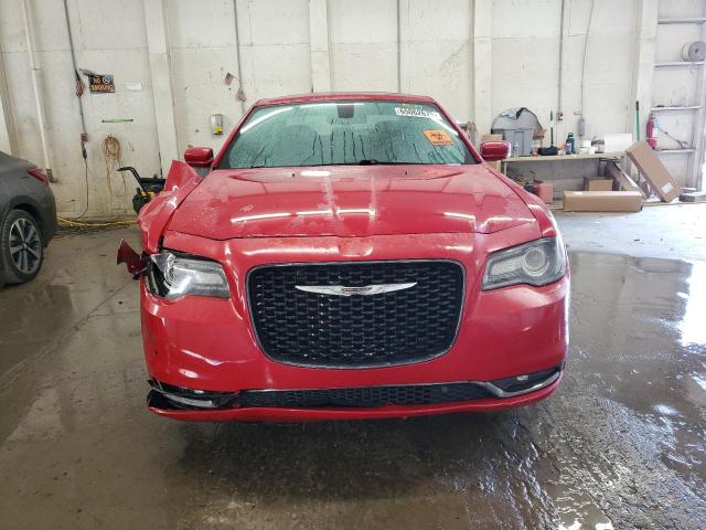  CHRYSLER 300 2015 Czerwony