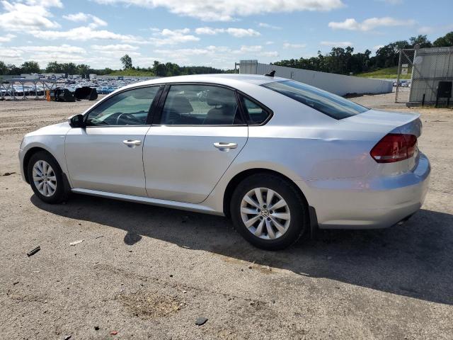  VOLKSWAGEN PASSAT 2013 Srebrny
