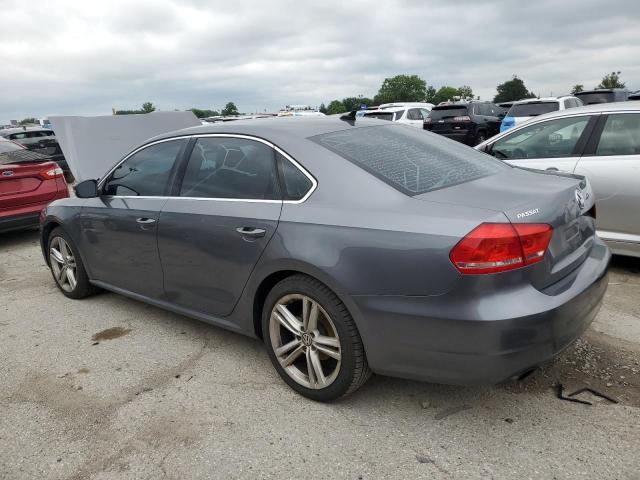  VOLKSWAGEN PASSAT 2014 Szary