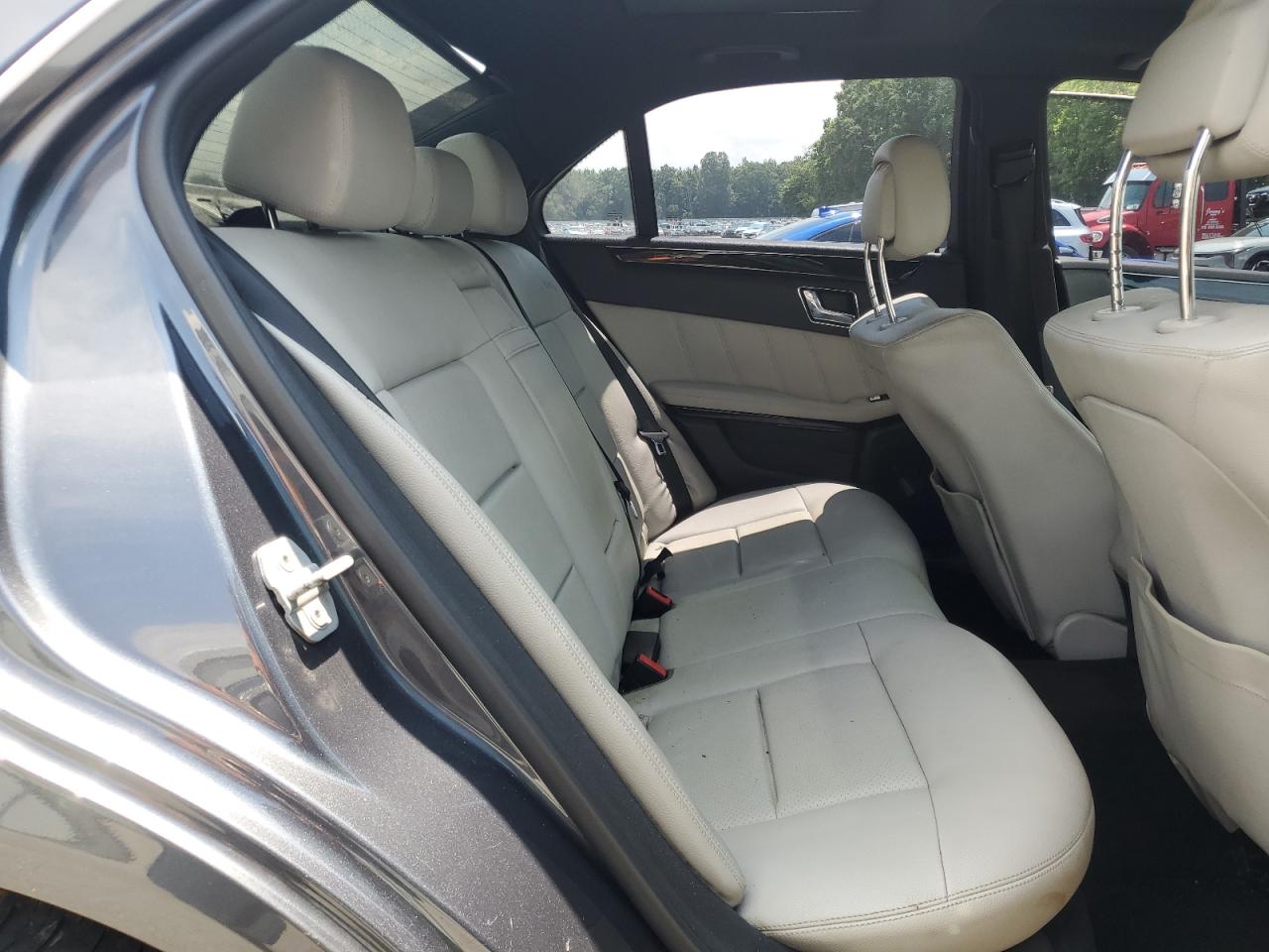 2010 Mercedes-Benz E 350 4Matic VIN: WDDHF8HB8AA108163 Lot: 63018035