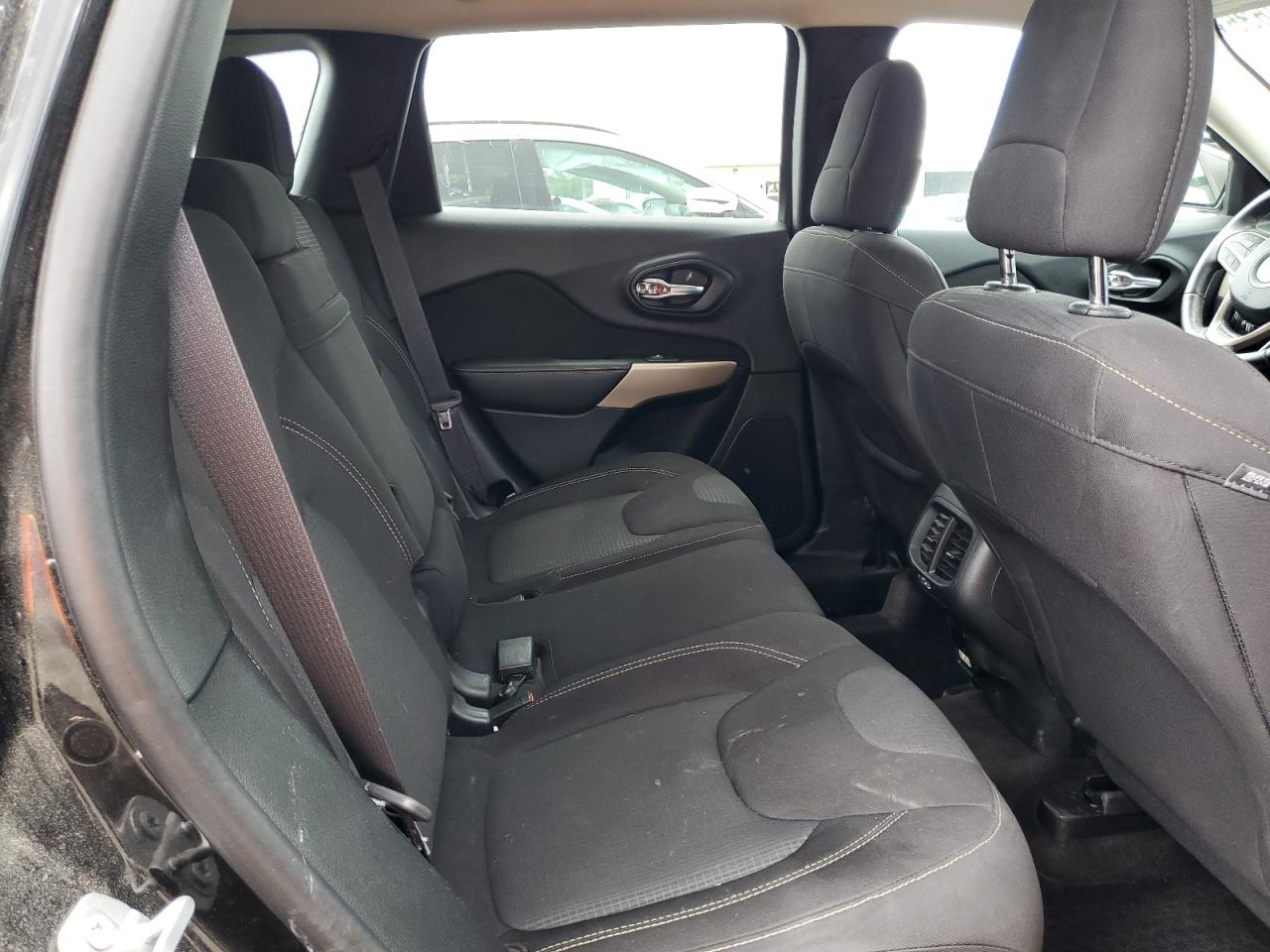 2017 Jeep Cherokee Latitude VIN: 1C4PJMCB3HW591143 Lot: 64848635