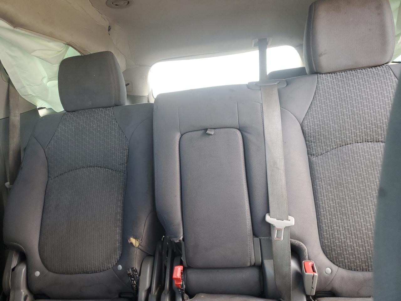 2011 Chevrolet Traverse Ls VIN: 1GNKREEDXBJ100831 Lot: 64268165