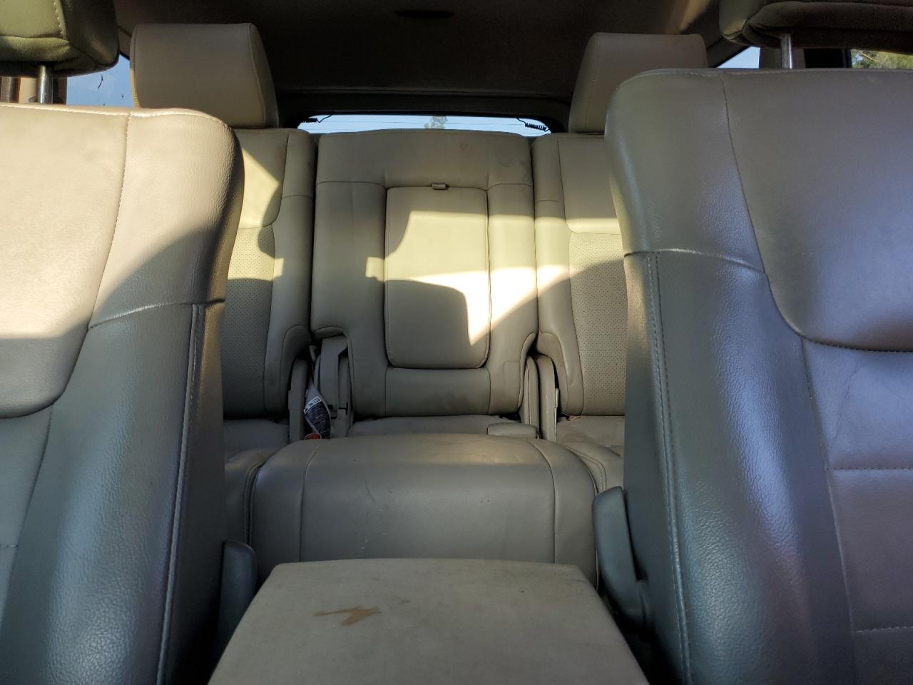 2006 Jeep Commander Limited VIN: 1J8HH58NX6C144521 Lot: 64246205