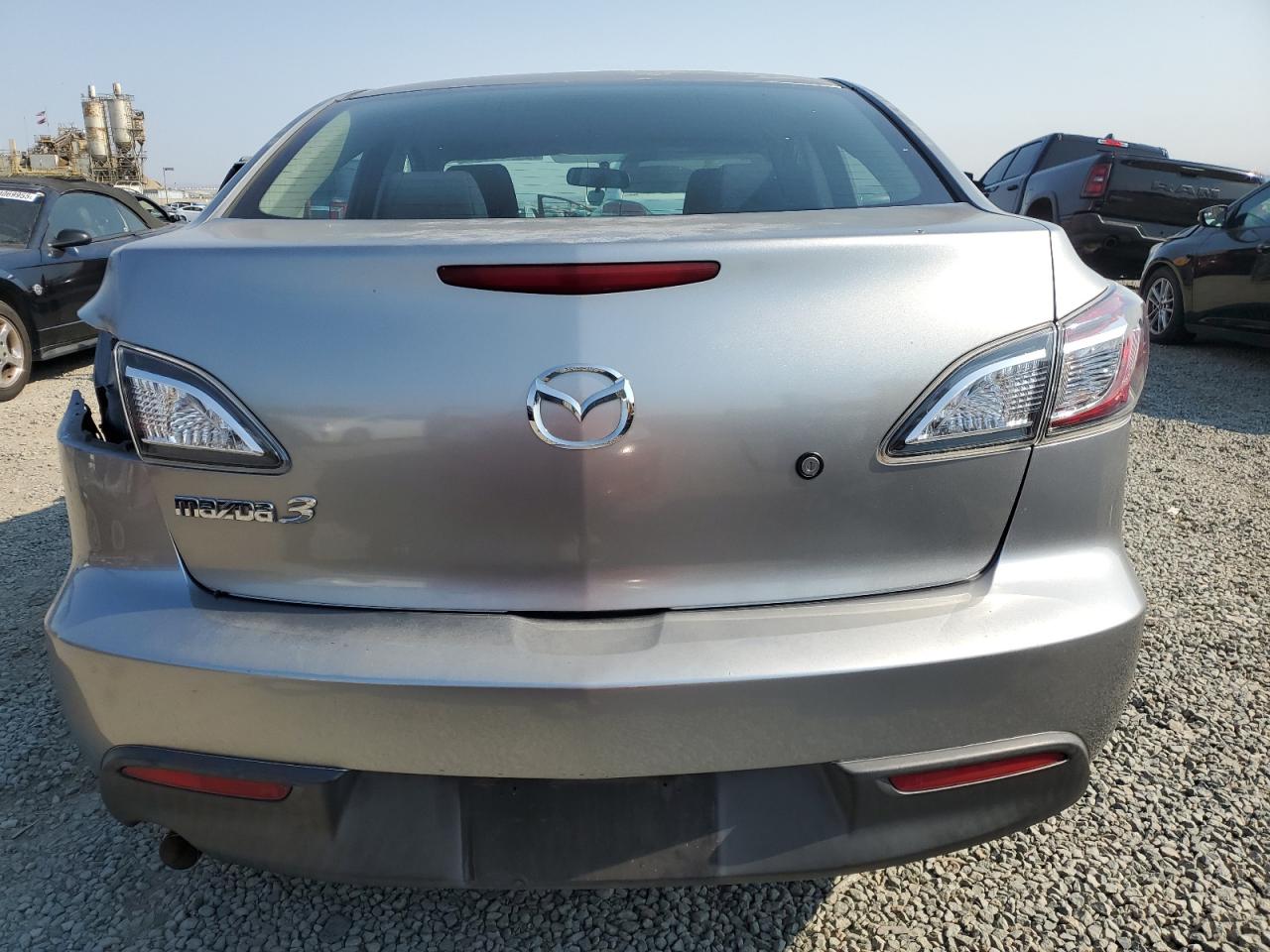 2011 Mazda 3 I VIN: JM1BL1UG3B1461302 Lot: 64793485