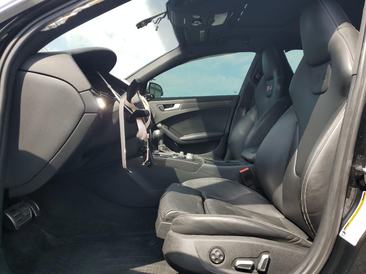 2013 Audi S4 Premium VIN: WAUFGCFLXDA225905 Lot: 61539225