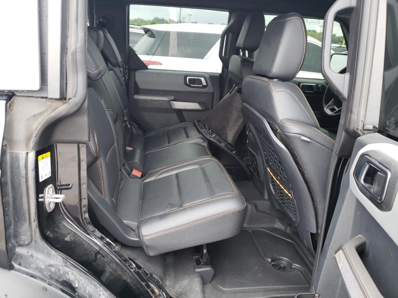 2023 Ford Bronco Base VIN: 1FMEE5DHXPLB22325 Lot: 64448575
