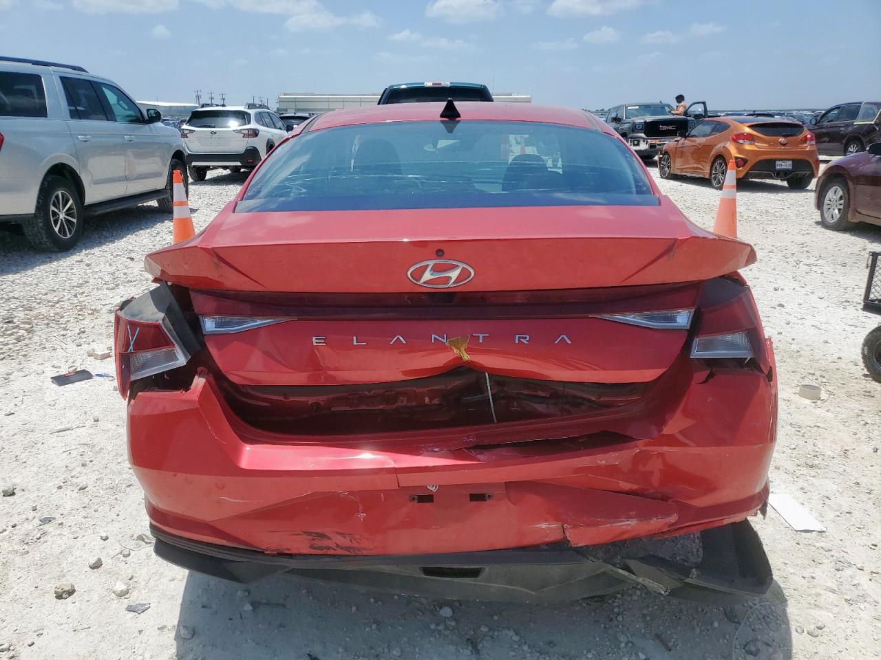 2022 Hyundai Elantra Sel VIN: 5NPLS4AG1NH082972 Lot: 64740415