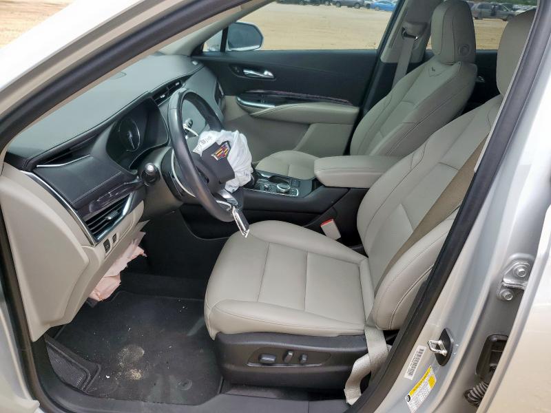  CADILLAC XT4 2019 Silver