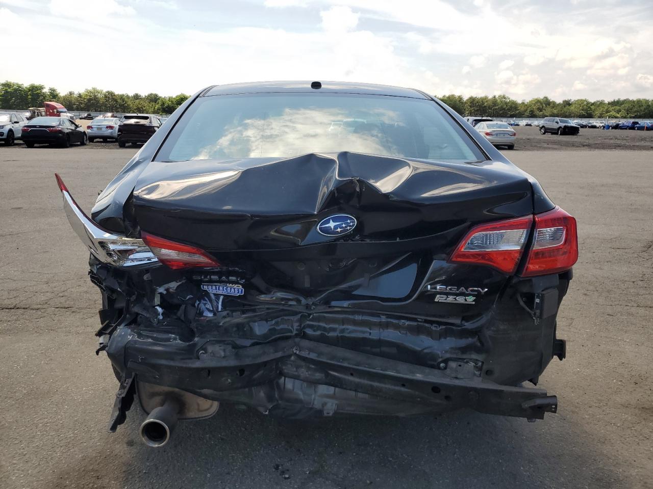 2015 Subaru Legacy 2.5I Limited VIN: 4S3BNAL69F3067252 Lot: 65066625