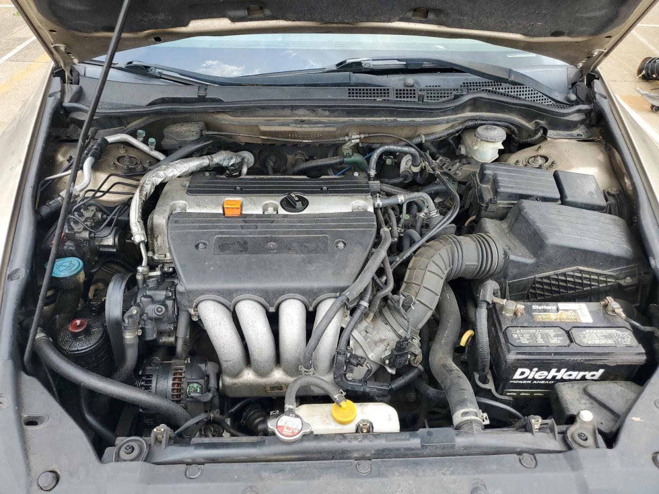 2004 Honda Accord Ex VIN: 1HGCM56844A100390 Lot: 65558185