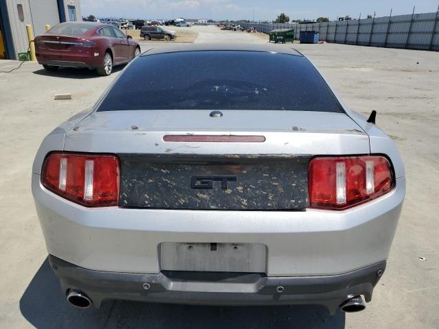  FORD MUSTANG 2012 Серебристый