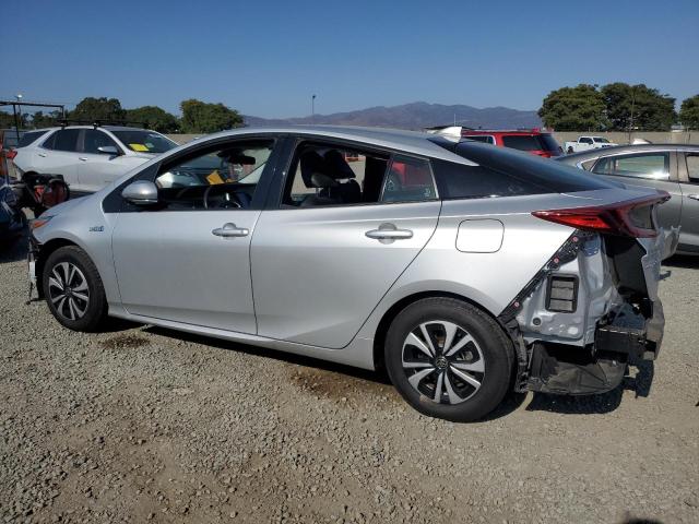  TOYOTA PRIUS 2018 Серебристый