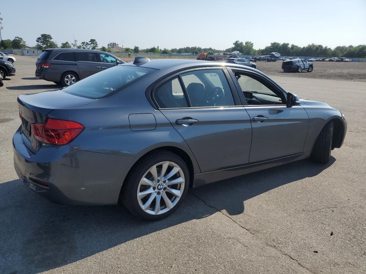 2017 BMW 320 Xi VIN: WBA8A3C32HK692959 Lot: 66175475