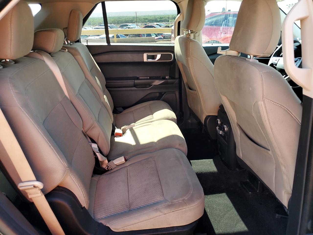 2022 Ford Explorer VIN: 1FMSK8BH4NGA01909 Lot: 63503905