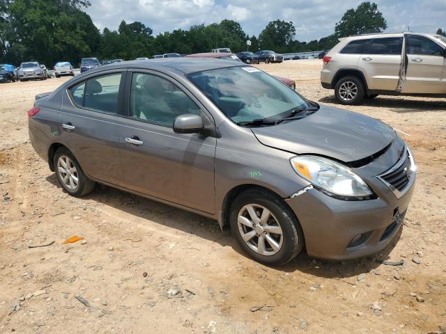  NISSAN VERSA 2013 Szary