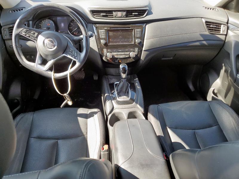  NISSAN ROGUE 2018 Серебристый