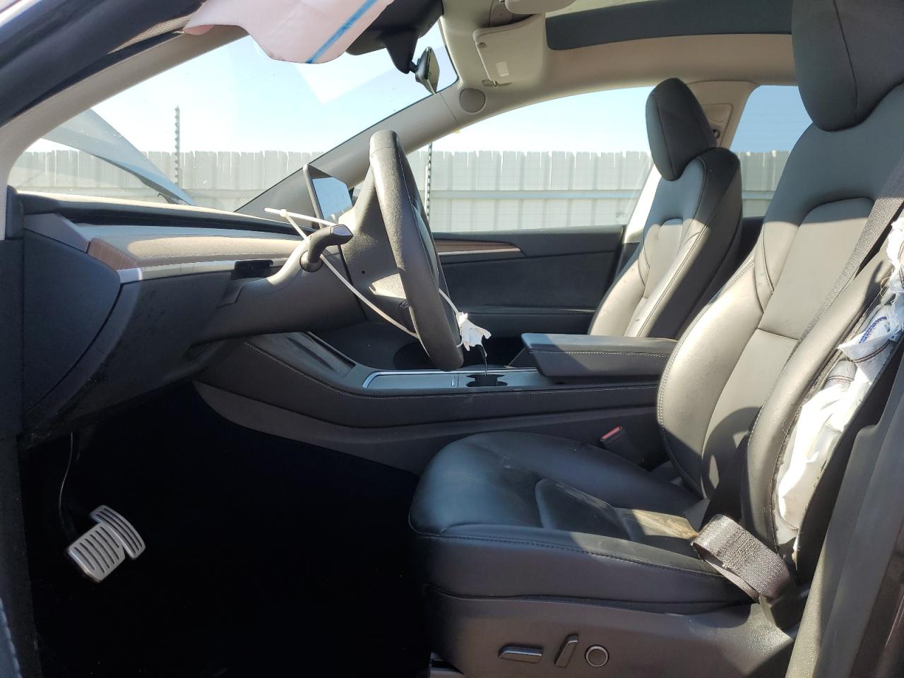 2024 Tesla Model Y VIN: 7SAYGDEF0RF093607 Lot: 65121675