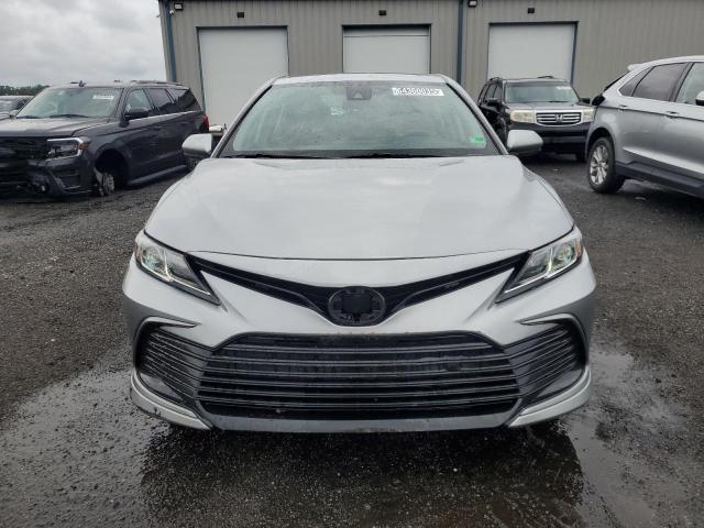  TOYOTA CAMRY 2021 Серебристый
