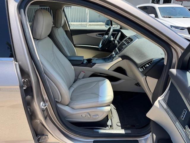  LINCOLN NAUTILUS 2020 tan