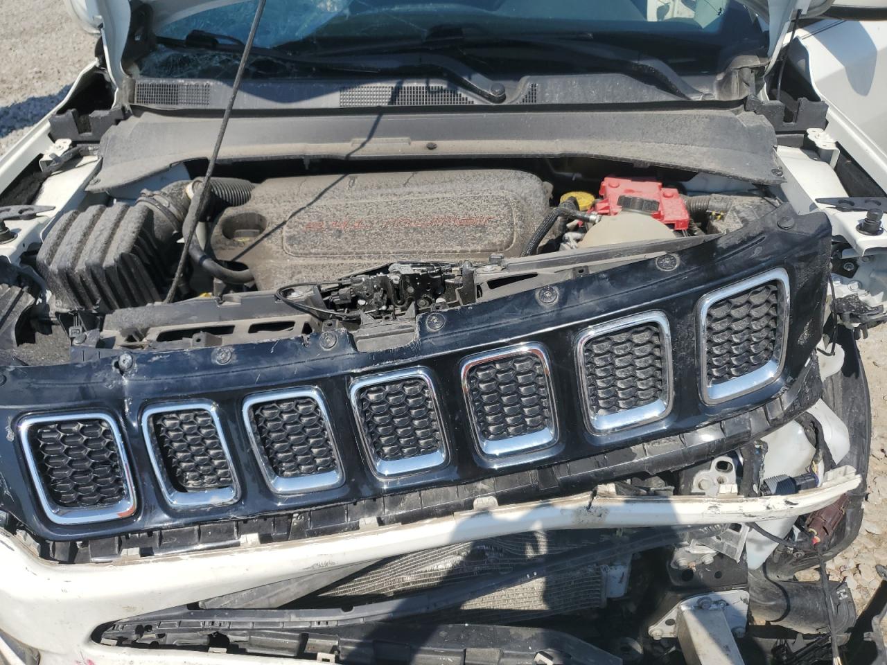 2020 Jeep Compass Latitude VIN: 3C4NJDBB4LT225330 Lot: 63729595