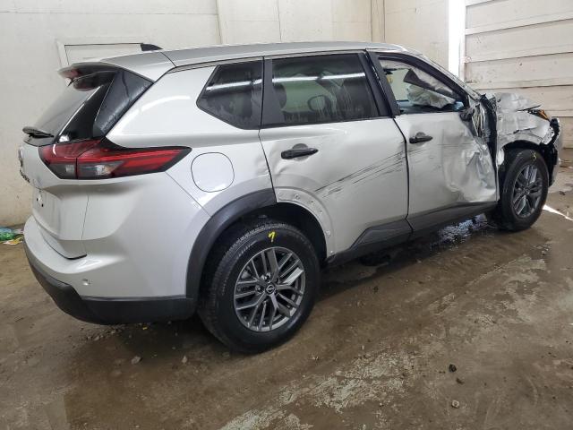  NISSAN ROGUE 2024 Srebrny
