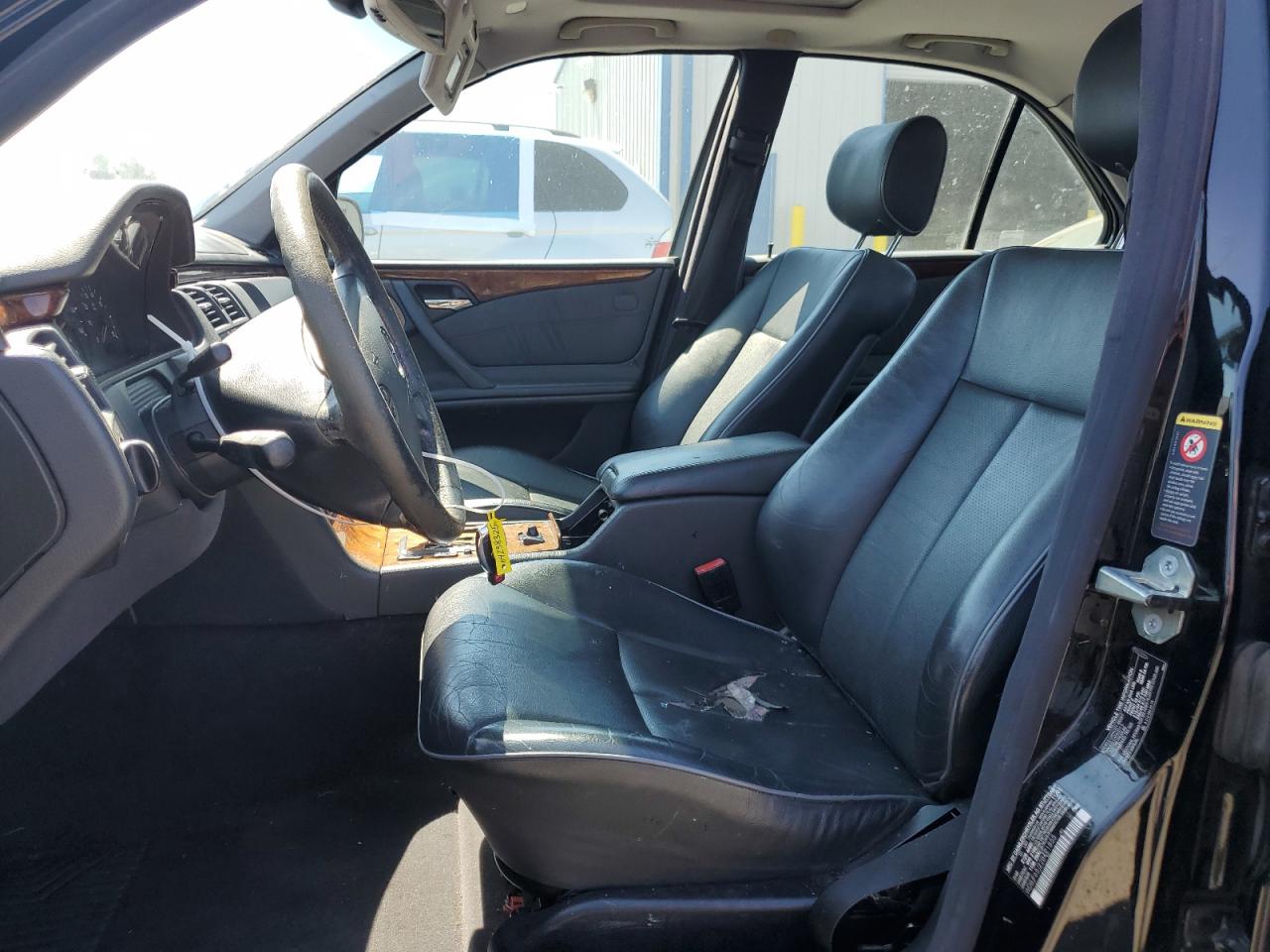 2002 Mercedes-Benz E 320 VIN: WDBJF65J22B471855 Lot: 64238325