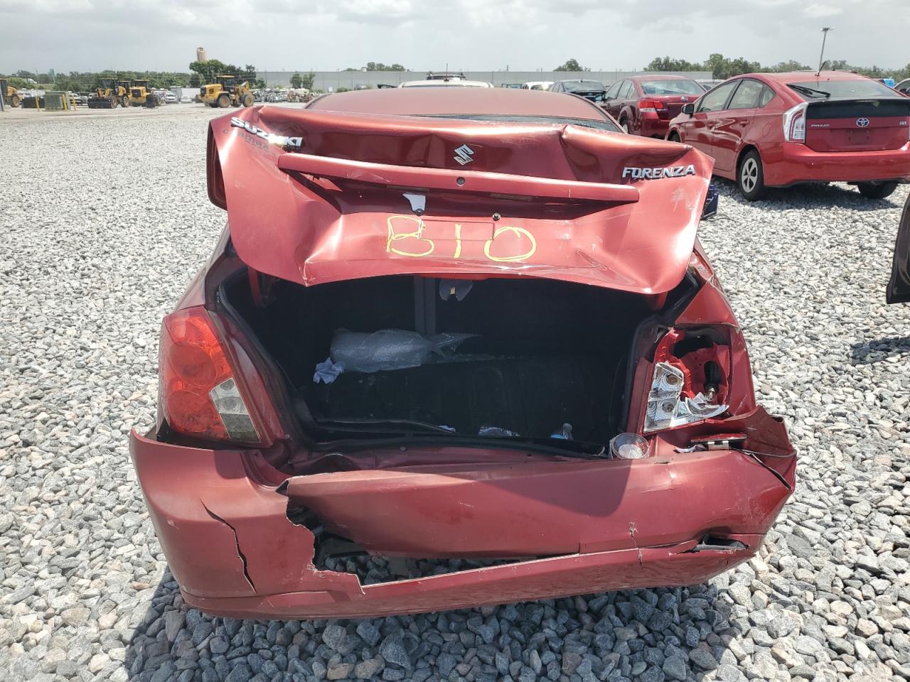 2008 Suzuki Forenza Base VIN: KL5JD56Z88K845339 Lot: 66555835