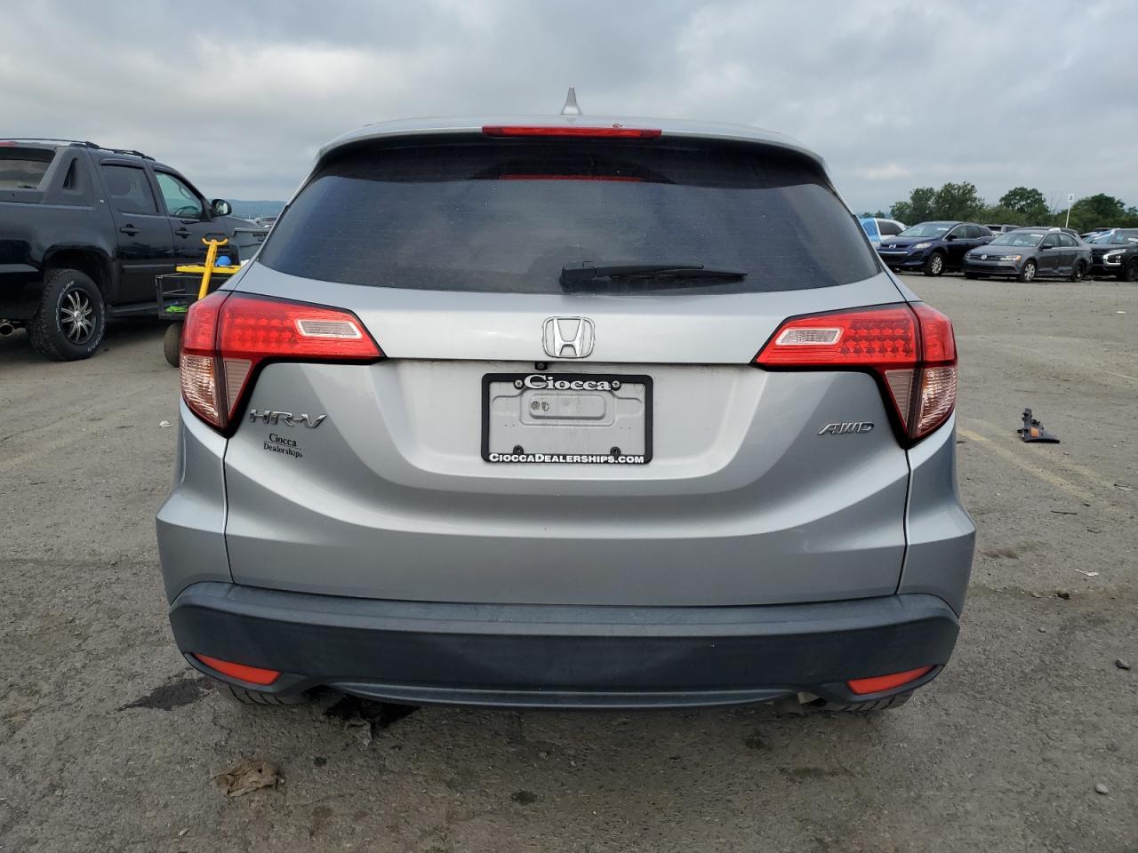 2017 Honda Hr-V Lx VIN: 3CZRU6H33HM703575 Lot: 64643795
