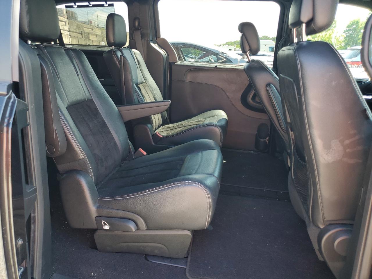 2016 Dodge Grand Caravan Sxt VIN: 2C4RDGCG8GR383117 Lot: 65245245