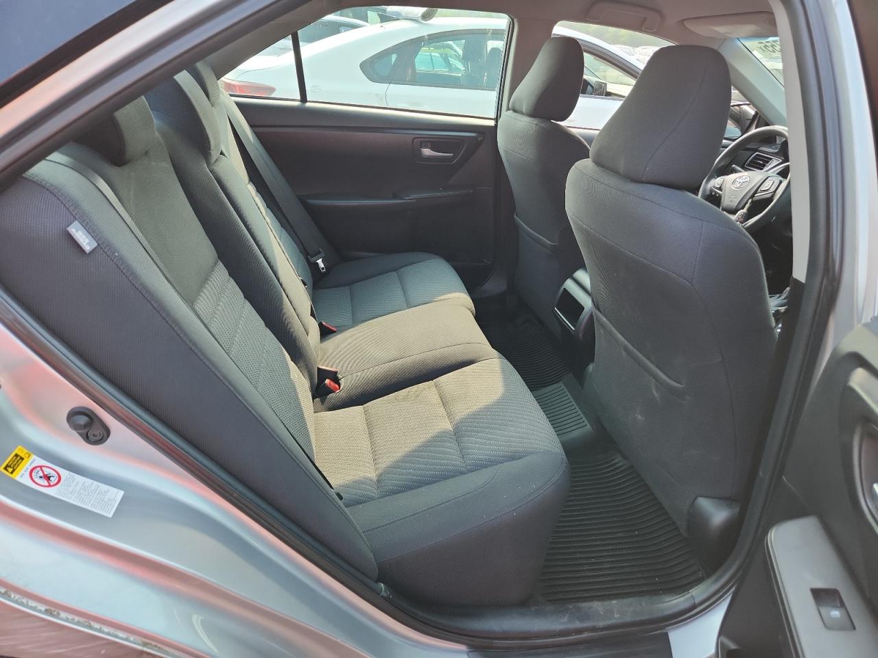 4t1bf1fk8fu991810 4T1BF1FK8FU991810 2015 Toyota Camry Le