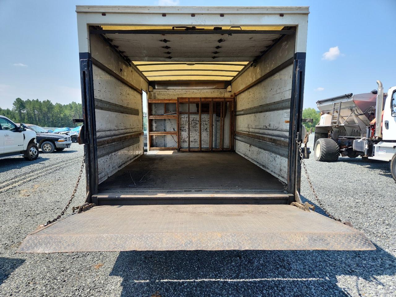 2017 Ford Econoline E350 Super Duty Cutaway Van VIN: 1FDWE3FS7HDC42418 Lot: 62641785