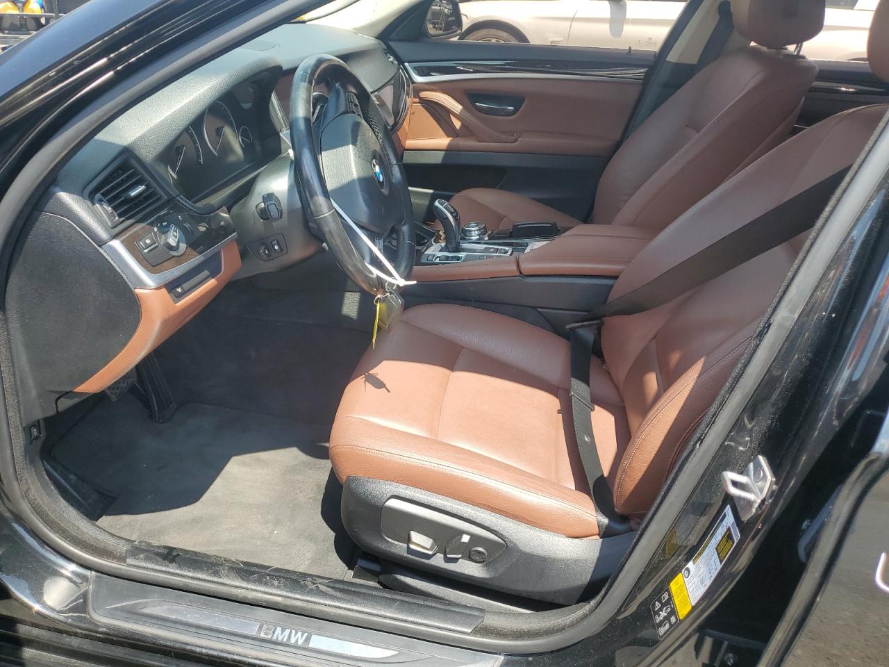 2016 BMW 528 Xi VIN: WBA5A7C55GG643235 Lot: 63661235