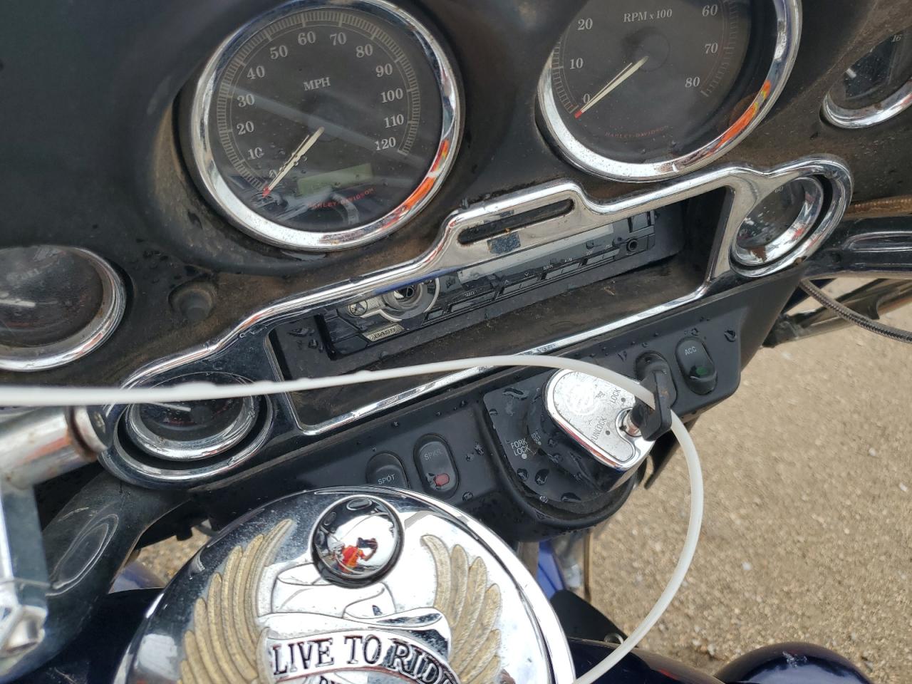 2007 Harley-Davidson Flhtcui VIN: 1HD1FC4177Y646945 Lot: 64853265