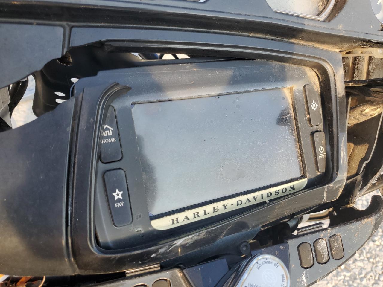 2014 Harley-Davidson Flhxs Street Glide Special VIN: 1HD1KRM16EB696587 Lot: 63673495